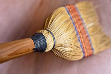 sweeping brush
